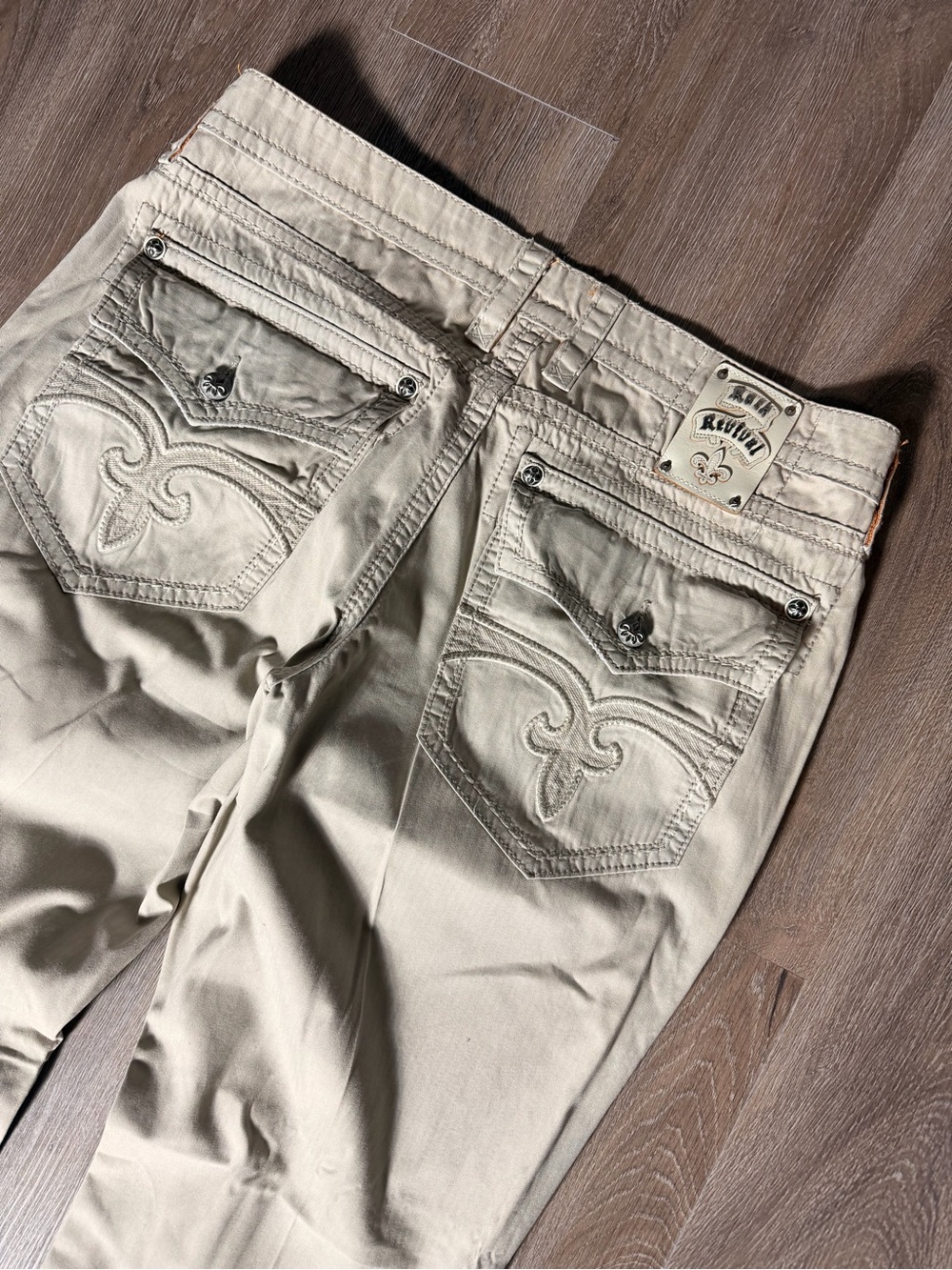 Men’s Rock Revival khaki pants. Size 40